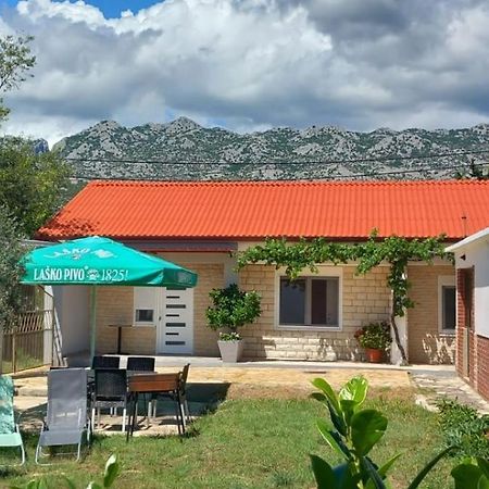 Holiday Home Zeljko,Marija & Jakov Starigrad Paklenica Exteriér fotografie